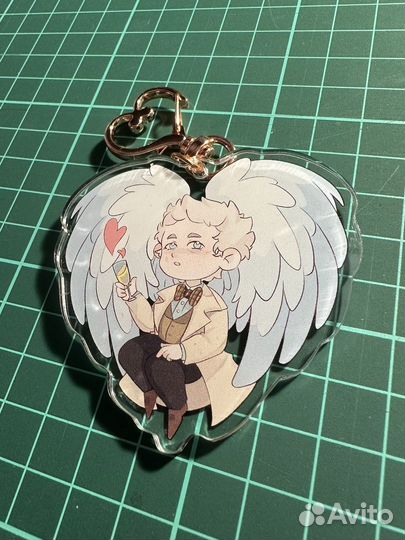 Брелки Don't hug me, l'm scared и Good Omens