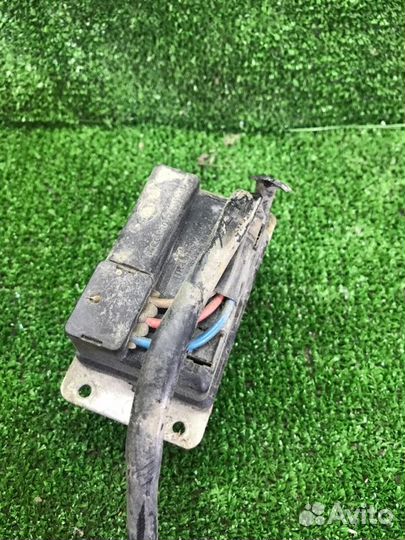 Реостат печки Audi A8 Quattro D2 ABZ 1998