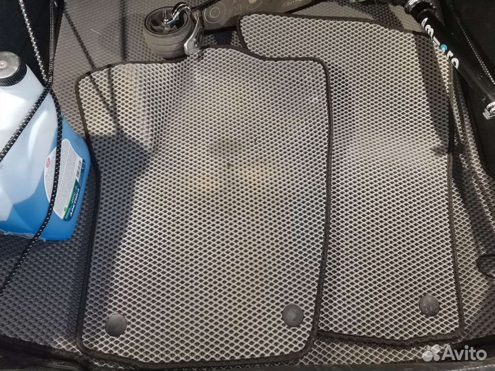 Передние коврики для Skoda Rapid / Polo liftback