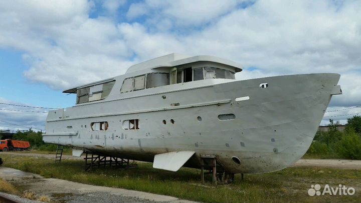 Корпус катера Фламинго 20м.недострой