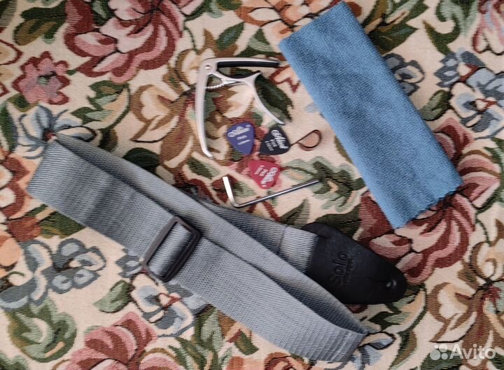 Акустическая гитара Yamaha FG800M