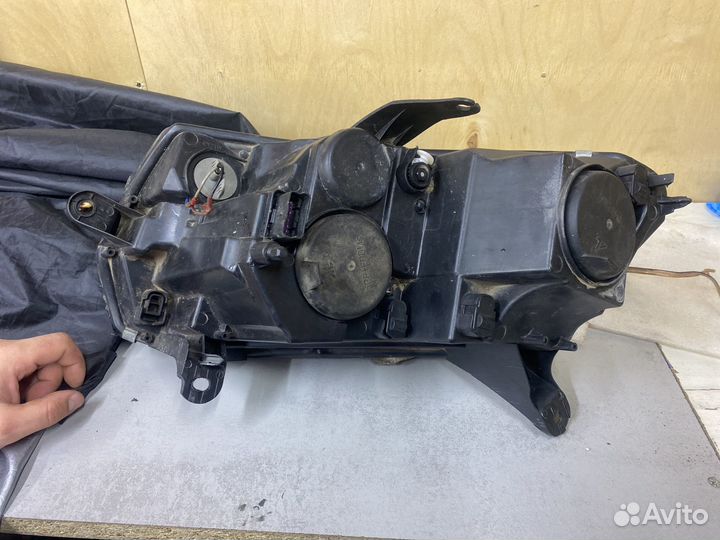 Фара правая рено логан 2