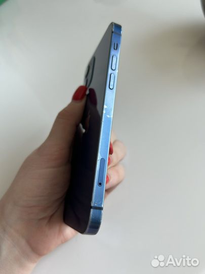 Apple iPhone 12