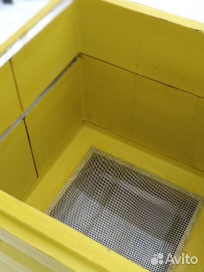 Пчелинные Ульи из ппу на 12 рамок