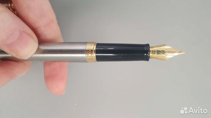 Перьевая ручка waterman