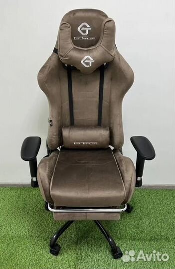 Офисное кресло (геймерское). Кресло для директора