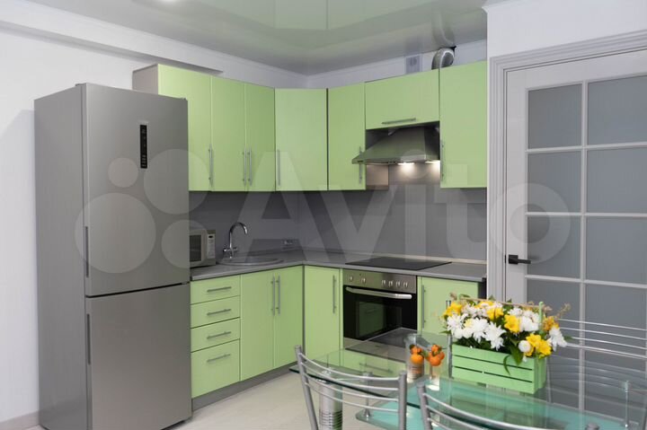 2-к. квартира, 60 м², 1/3 эт.