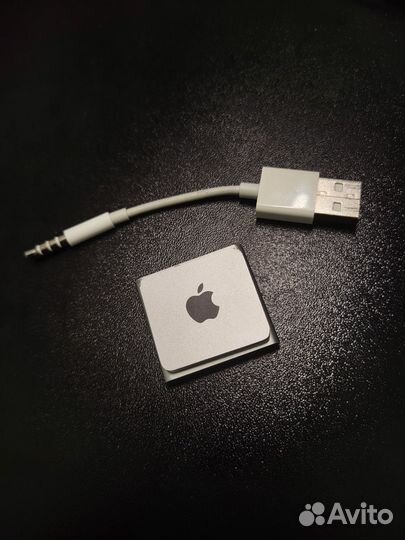 Плеер iPod Shuffle 4