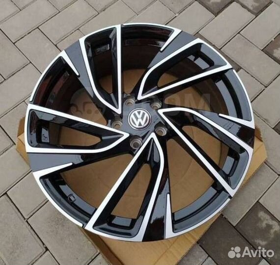 Новые диски R18 5/112 VW Golf Jetta Passat Octavia