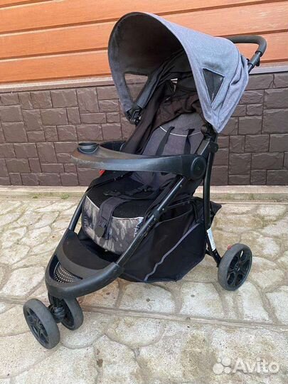 Прогулочная коляска urbini
