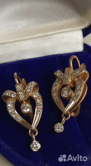 Золотые серьги с бриллиантами