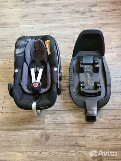 Автолюлька Maxi-Cosi Pebble Pro + база isofix