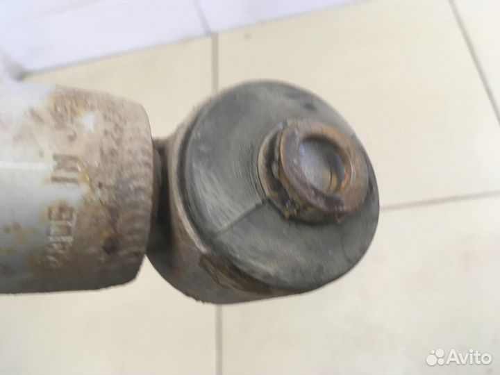 Амортизатор задний Rezzo 2005-2010