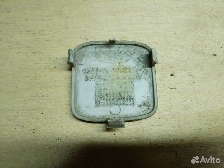 Заглушка в бампер Ford Focus 2