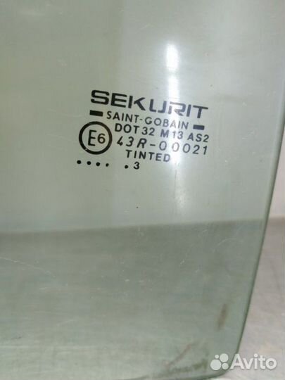 Стекло переднее левое Ford Mondeo 1 GBP L1F 1.6L