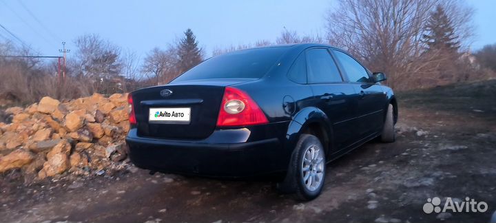 Ford Focus 1.6 МТ, 2006, 355 109 км