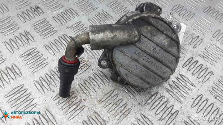 Насос вакуумный Mercedes-Benz Vito W638 2003