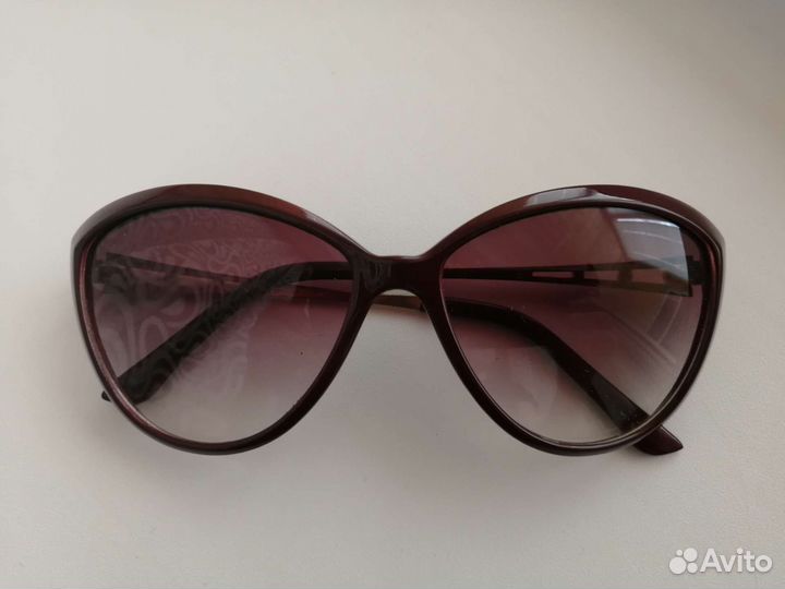 Солнцезащитные очки