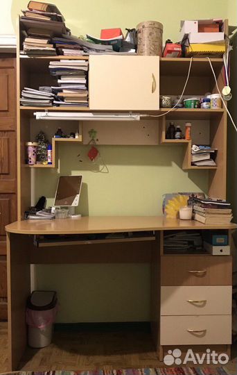 Шкаф гардеробный. школьный уголок