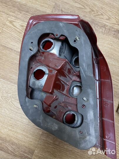 Задний правый фонарь chevrolet lacetti седан