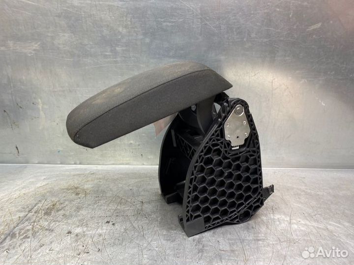 Подлокотник Skoda Octavia (A5 1Z) 2004-2013