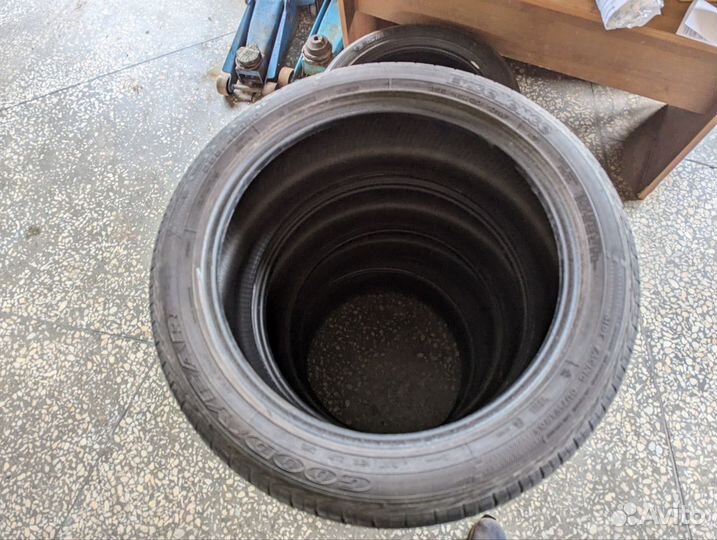 Goodyear EfficientGrip 255/45 R20