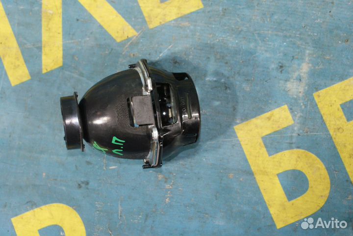 Передняя левая противотуманная фара Mitsubishi ASX