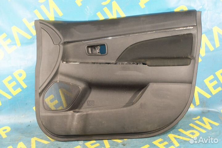 Обшивка двери Mitsubishi ASX