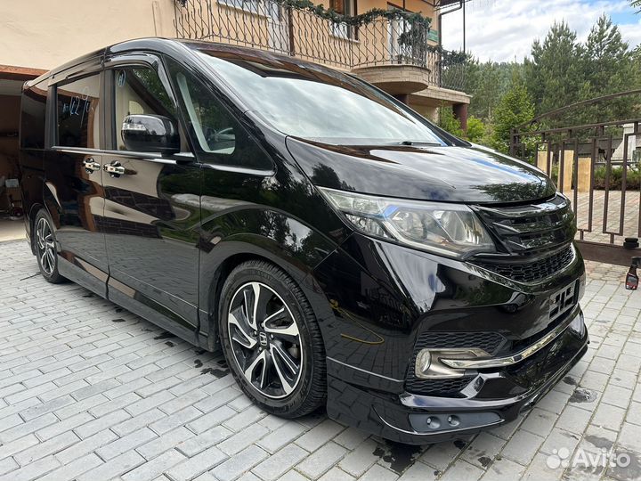 Honda Stepwgn 1.5 CVT, 2016, 111 000 км