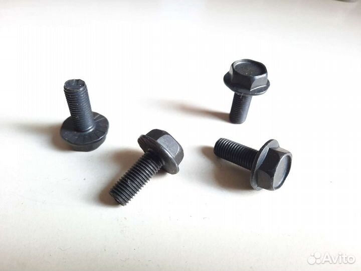 Болтс фланцем ступицы крепления шатуна велосипеда