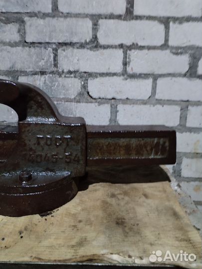 Тиски слесарные бу СССР