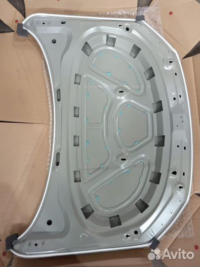 Капот LADA Vesta Веста