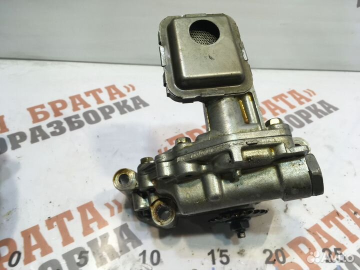 Тойота Рав 4 Насос масляный