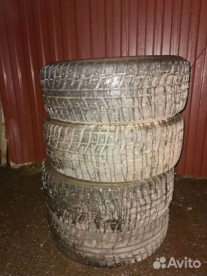 Kumho Ice Power KW21 215/55 R17 98T