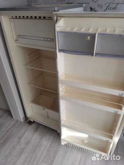 Холодильник бу