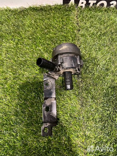 Насос антифриза дополнительный Ford Escape 4 CX482