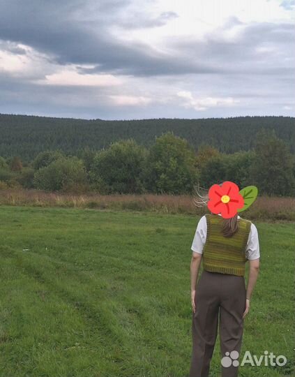 Жилетка вязаная