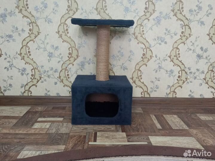 Домик для кошки с когтеточкой бу