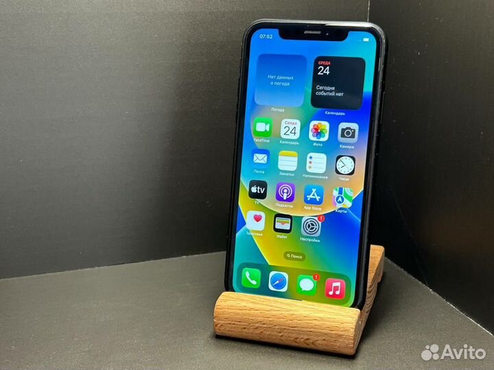 iPhone Xr, 64 ГБ
