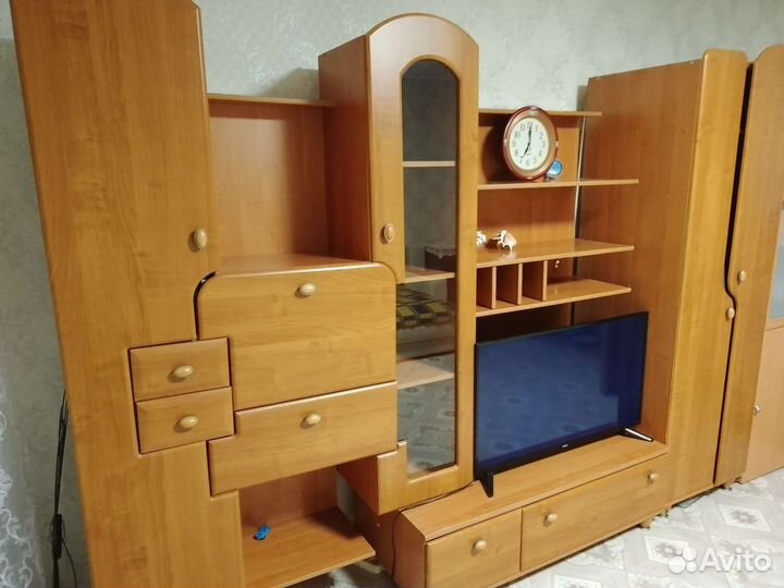 Стенка в гостиную