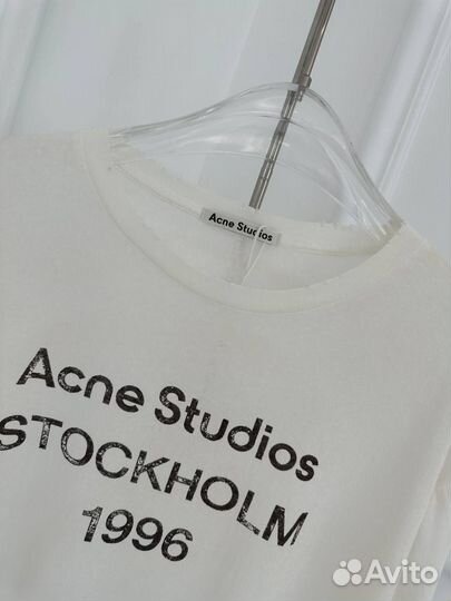 Лонгслив Acne