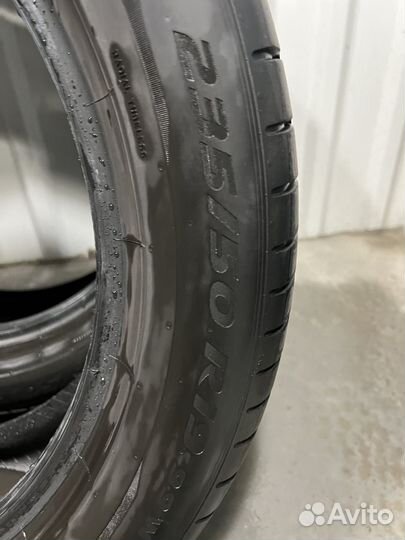 Pirelli P Zero PZ4 235/50 R19