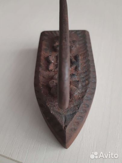 Утюжок старинный манжетный