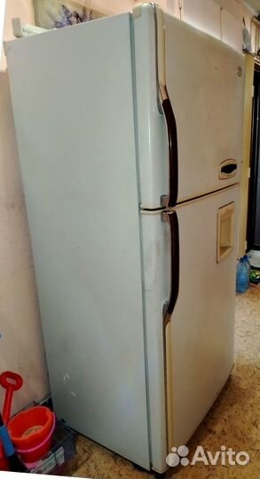 Холодильник двухкамерный LG «GR 642bepf» 640 л