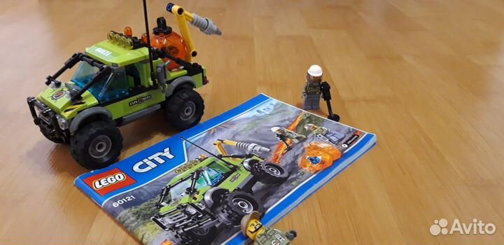 Lego City 60121 Внедорожник исследователей вулкано