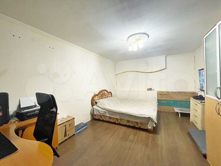 2-к. квартира, 66 м², 1/2 эт.