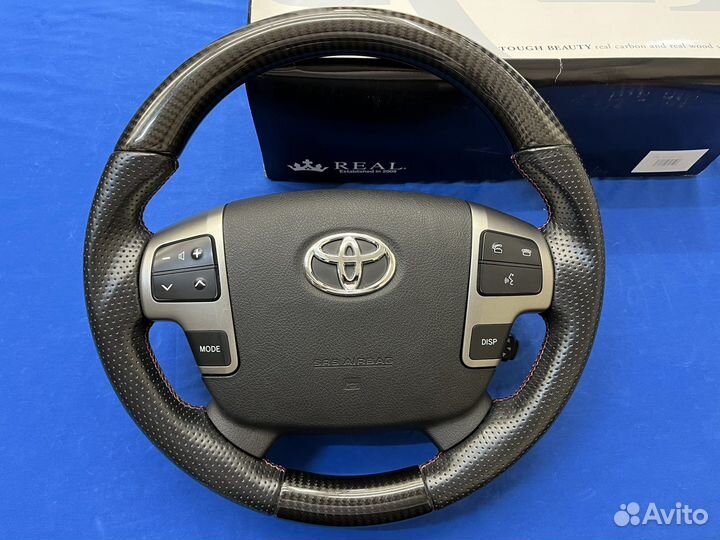 Анатомический руль с косточкой Land Cruiser 200