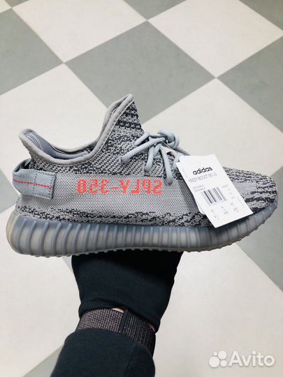 Кроссовки Adidas Yeezy Boost 350 v2