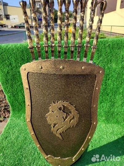 Щит подарочный/ подставка под шампуры