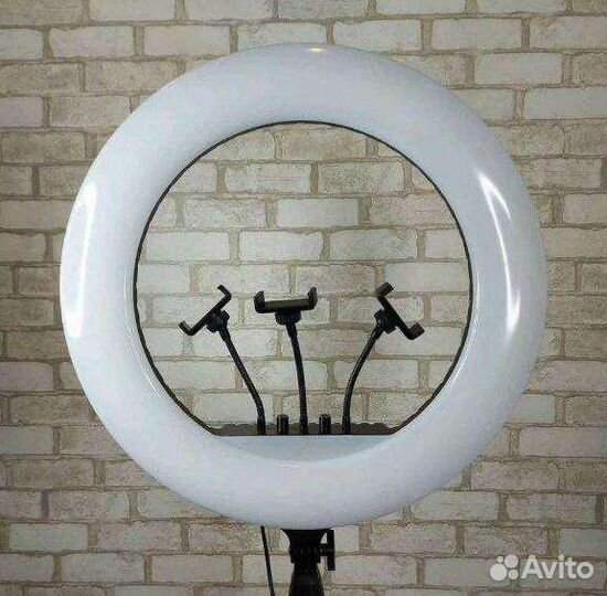 Кольцевая лампа со штативом